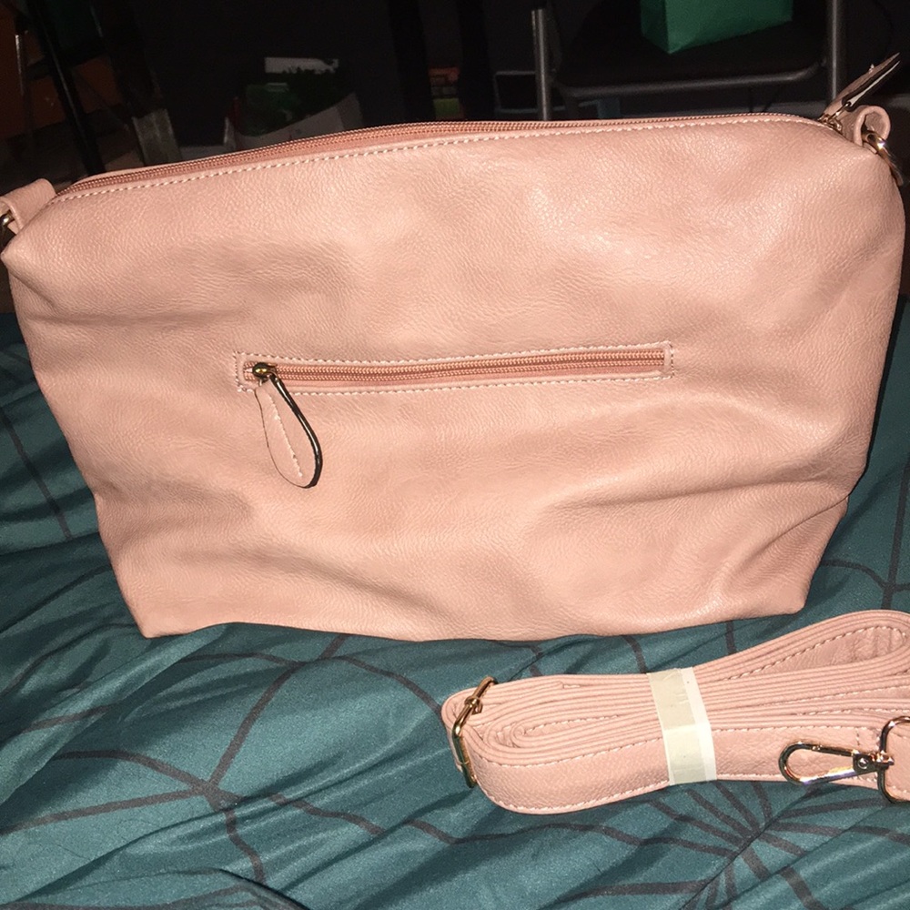 Pink crossbody - Picture 2 of 3